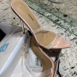 New fashion heels